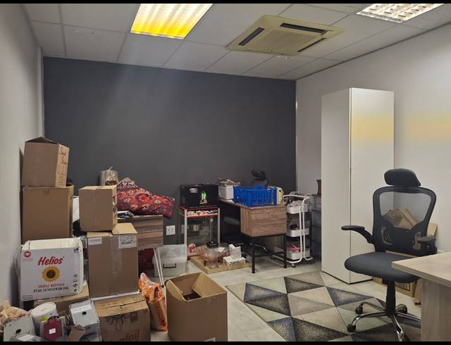 66M² BUSINESS CENTRE FOR SALE IN BALLITO DISTRICT